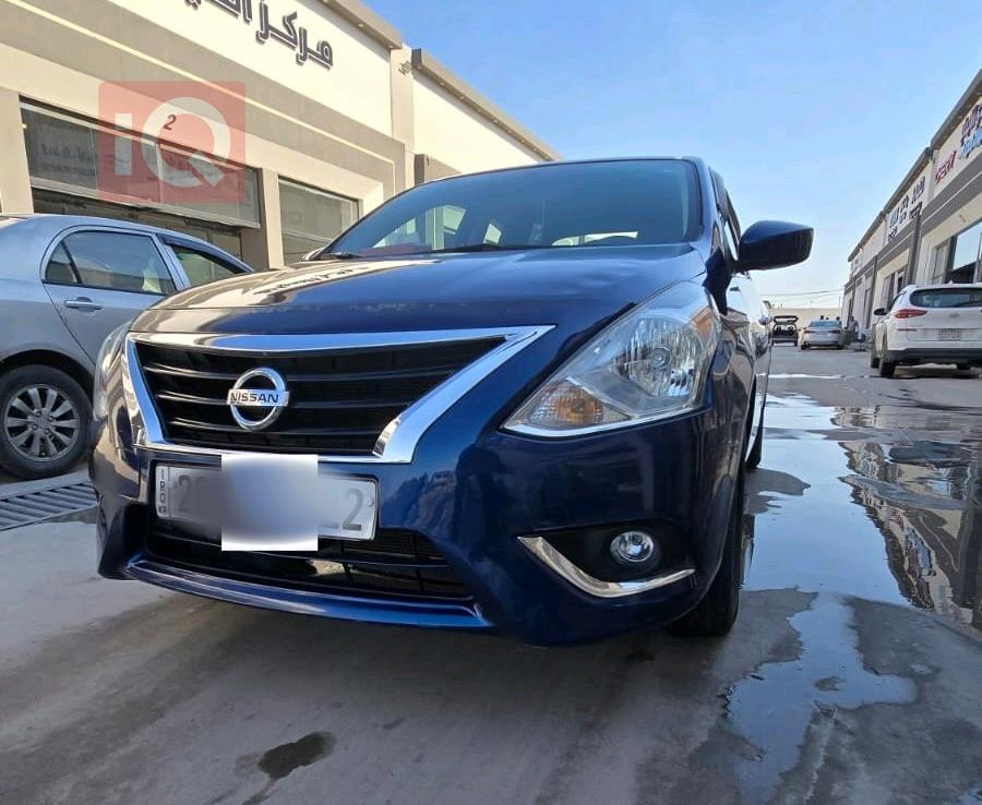 نیسان ڤێرسا